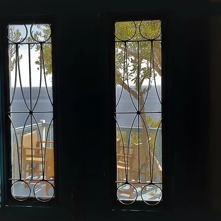 Castle Vigla * Λακκί